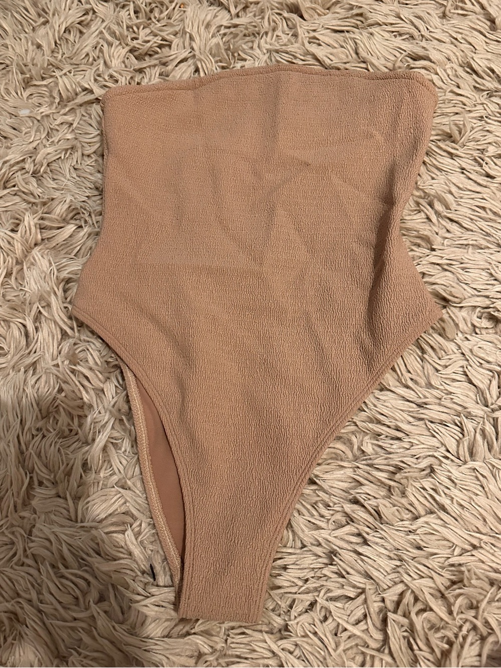Wanderlust swim strapless Mila one piece